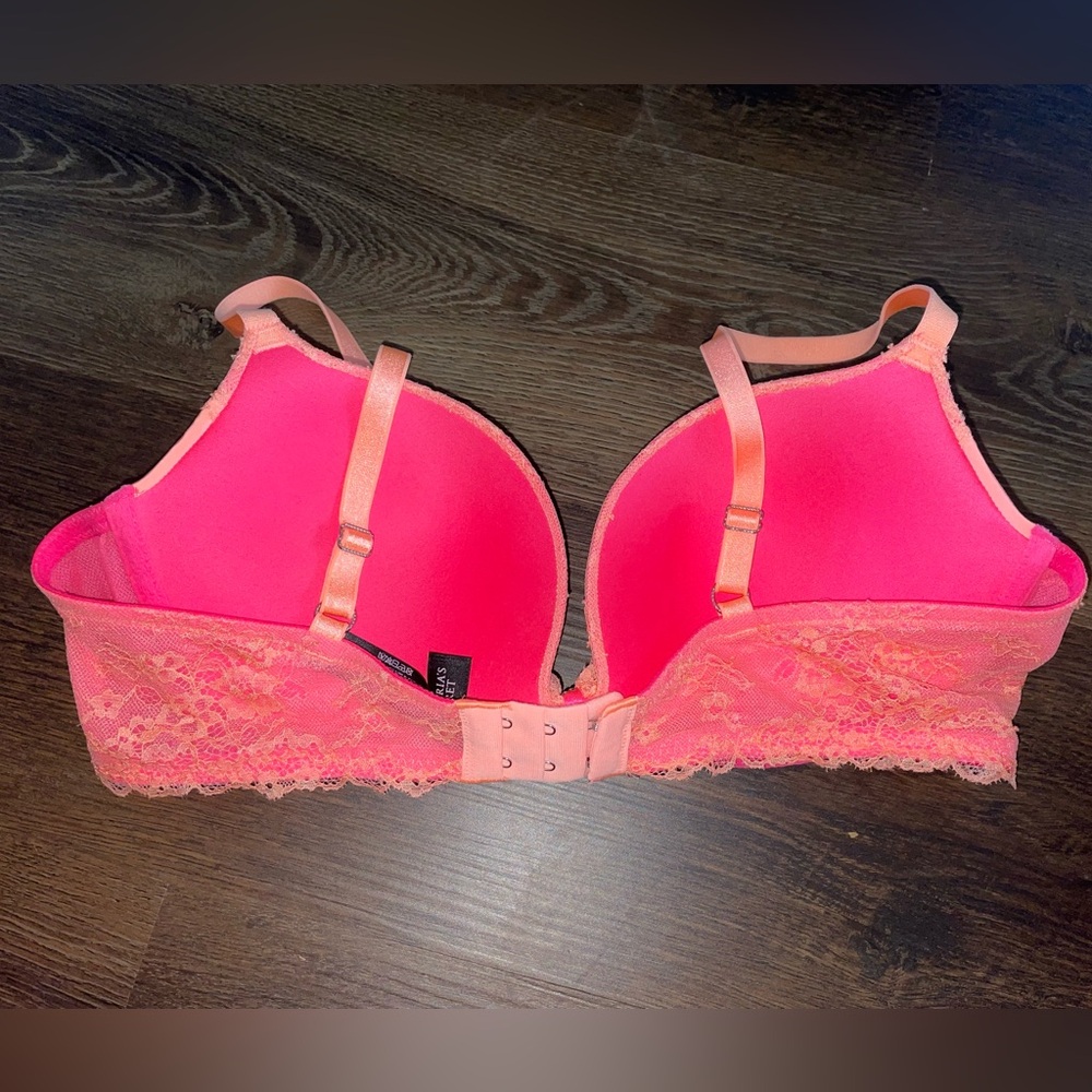 Padded Demi Bra by Victoria’s Secret - Picture 4 of 5